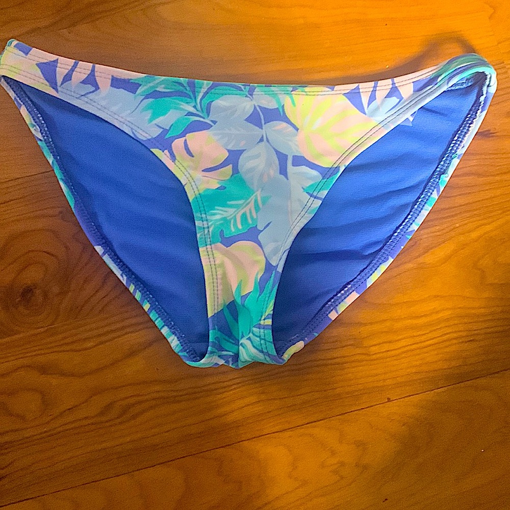 Juniors bathing suit bottoms